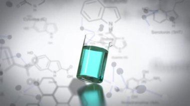 Ön planda moleküller ve kimyasal bileşiklerin yapısal formülü ile mavi sıvı dökülmesi ile düşen bir laboratuvar kabıanimasyonu