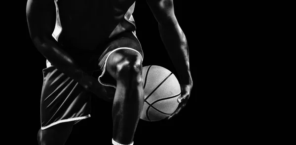 Basketball Joueur Isolé Sur Fond Noir — Photo