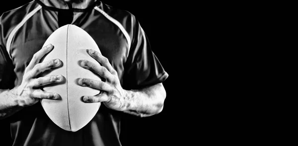 Sert Rugby Oyuncu Siyah Arka Plan Üzerinde Izole — Stok fotoğraf