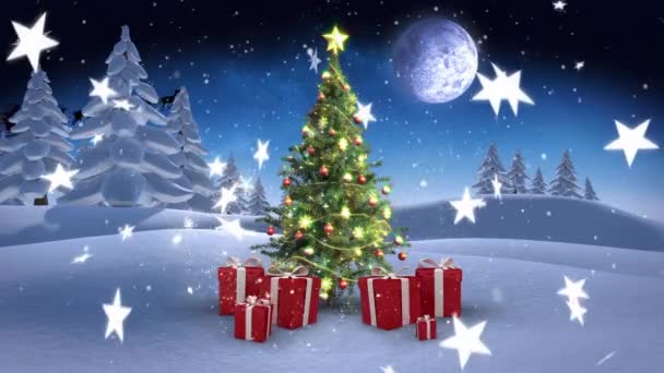 在圣诞的时候 用流星点缀着冬季风景 坐雪橇的圣诞老人被驯鹿 圣诞树和礼物拉着 — 图库视频影像