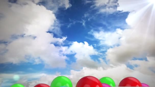 Animation Ballons Rouges Roses Bleus Verts Jaunes Flottant Avec Ciel — Video