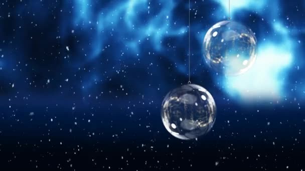 Animatie Van Sneeuwval Kerstversiering Met Glazen Kerstballen Blauwe Achtergrond — Stockvideo