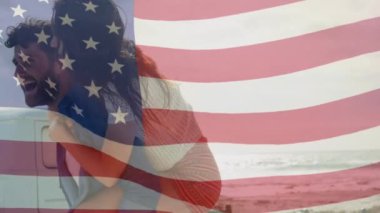 Beyaz adamın kız arkadaşını sırtında taşıdığı Amerikan bayrağının animasyonu. Amerika Birleşik Devletleri bayrağı ve tatil konsepti dijital kompozisyon
