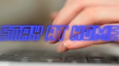 Mavi neon kelimelerin animasyonu 