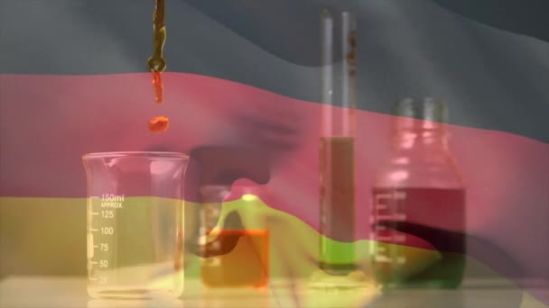 액체가 국기를 흔들며 시험관에 떨어지는 애니메이션 전염병 코로나 바이러스 Covid — 비디오