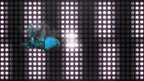 Анимирование Черно Фиолетовой Газовой Формы Плавающей Над Фиолетовыми Огнями Мигающими — стоковое видео