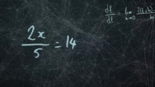 Animace Více Matematických Rovnic Vzorců Vznášejících Nad Sítí Spojů Černém — Stock video