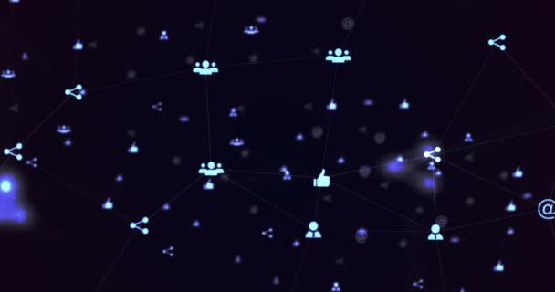 デジタルインターフェイスのアニメーションと黒の背景に紫色のソーシャルネットワーキングアイコンとの接続のネットワーク グローバルコンピュータネットワークの概念デジタル生成画像 — ストック動画