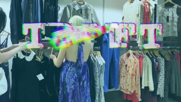 Animación Una Palabra Ventas Más Dos Mujeres Caucásicas Compras Una — Vídeo de stock