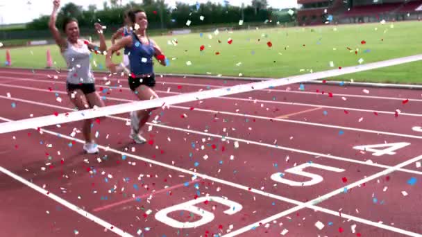 Animatie Van Rood Blauw Wit Confetti Vallen Drie Blanke Vrouwen — Stockvideo