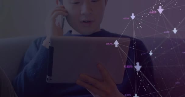 Animação Web Conexões Com Ícones Números Flutuando Sobre Homem Asiático — Vídeo de Stock