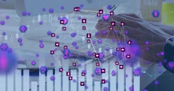 Animation du traitement des données financières, marqueurs boursiers, réseau de connexion avec les icônes de l'interface sur la saisie des personnes sur le clavier de l'ordinateur.