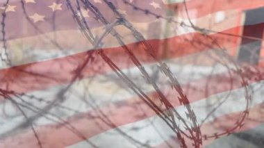 Amerika Birleşik Devletleri bayrağı üzerinde sallanan dikenli tellerin animasyonu. Covid 19 koronavirüs pandemik seyahat kısıtlamaları dijital bileşik.