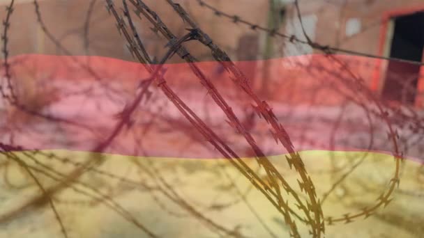 Κινούμενο Συρματόπλεγμα Πάνω Από Την Εθνική Σημαία Της Γερμανίας Κυματίζει — Αρχείο Βίντεο