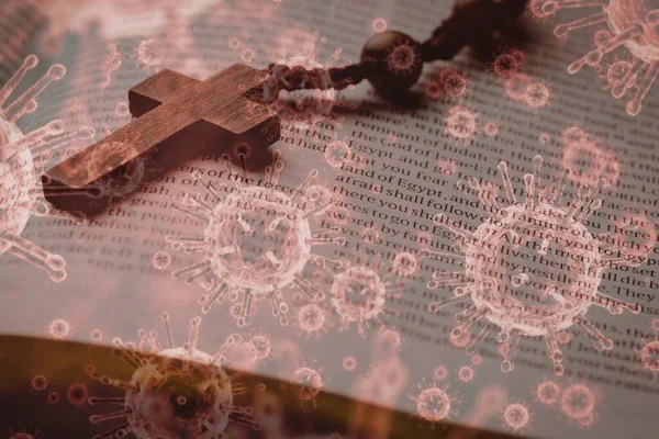 在打开圣经的念珠十字架上漂浮的Covid 19巨细胞的数字图像 Coronavirus全球大流行病概念 数字组合时代的宗教信仰 — 图库照片