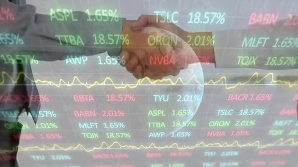 Dünya Borsada Finansal Veri Işleme Ile Tokalaşan Adamlarının Animasyonu Küresel — Stok video