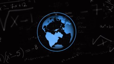 Yüzen matematiksel denklemler üzerinde dönen mavi bir küre animasyonu. Bilim ve araştırma konsepti dijital olarak oluşturuldu
