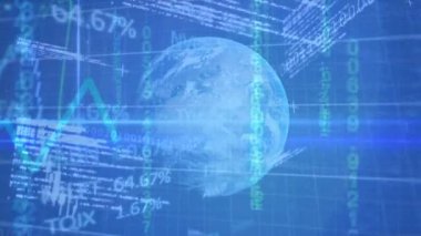 Küresel dönüşün animasyonu, istatistik kaydı ve mavi arka planda finansal veri işleme. Küresel finans ve iş konsepti dijital olarak oluşturulmuş görüntü.