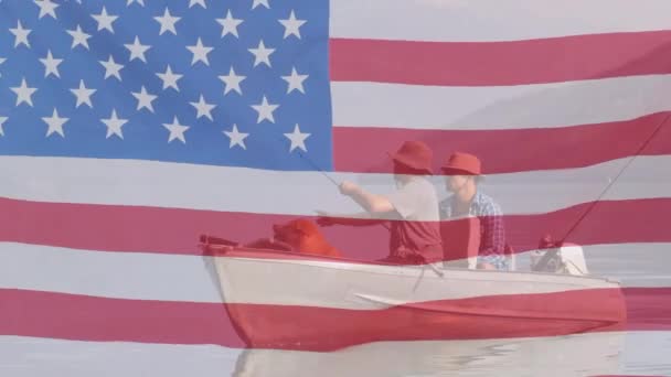 Animation Der Amerikanischen Flagge Die Hintergrund Über Zwei Männer Fischerbooten — Stockvideo