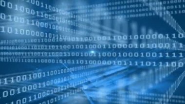 İkili kodlama dijital veri işleme ve kaydetme animasyonu mavi arka planda parlayan nokta ile. Dijital olarak oluşturulmuş küresel veri işleme kavramı.