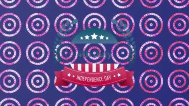 Bağımsızlık Günü Animasyonu, arka planda Amerikan bayrak yıldızları ve çizgileriyle dönen daireler. Amerikan bayrağı vatanseverliği. Bağımsızlık kavramı dijital olarak oluşturuldu..