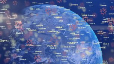 Dünya gezegeninde hareket eden ve titreşen koronavirüs hücreli Covid 19 metnin animasyonu. Dijital olarak üretilen küresel koronavirüs pandemik konsepti.