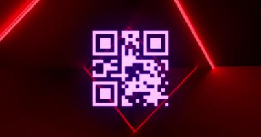 Kırmızı zemin üzerinde kırmızı neon çizgiler olan titreşen beyaz QR kodunun animasyonu. Bilgi arayüzü dijital bilgisayar teknolojisi konsepti dijital olarak oluşturuldu.