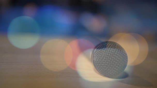 Animation Microphone Flickering Orange Spots Light Glowing Moving Hypnotic Motion — Stock Video