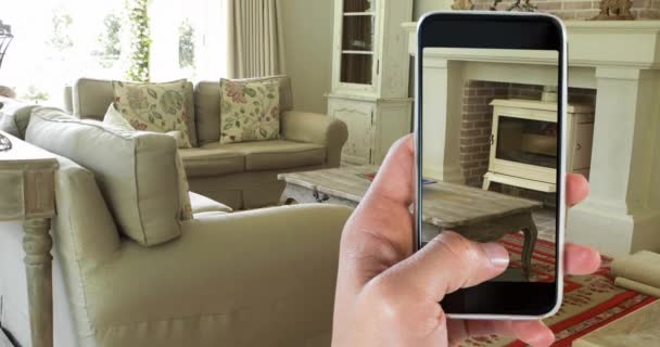 Animazione Persona Usando Smartphone Con Interni Salotto Casa Visualizzati Sullo — Video Stock