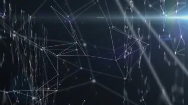 Bağlı beyaz çizgilerin dönen ağıyla dijital arayüz veri işleme animasyonu. Küresel teknoloji çevrimiçi ağ konsepti dijital olarak oluşturulmuş görüntü.