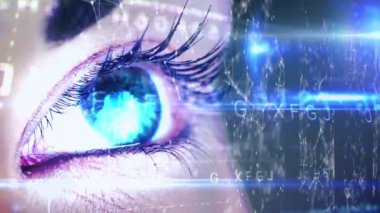 Harflerin değişmesi ve dijital arayüz veri işleme ile göz kırpan kadın animasyonu. Küresel teknoloji çevrimiçi ağ sanal kimlik kavramı dijital olarak oluşturuldu.