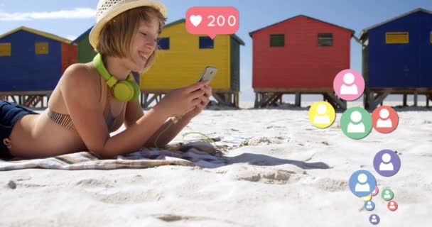 Animáció Digitális Felület Szociális Média Ikonok Segítségével Okostelefon Strandon Nyáron — Stock videók