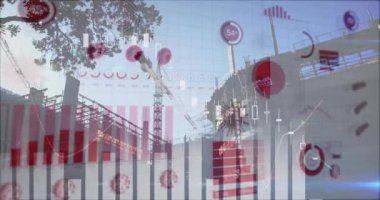 Grafiklerle, istatistiklerle ve Coronavirus hücreleriyle bir inşaat sahasına yayılan dijital arayüzün animasyonu. Covid-19 koronavirüs teknolojisi arayüzü kavramı dijital olarak oluşturuldu