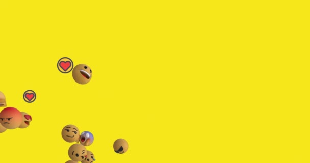 Animation Mehrerer Gesichts Emojis Und Herz Symbole Die Vor Gelbem — Stockvideo