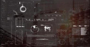 Şehir manzarası üzerindeki veri işleme ve diyagramlarının animasyonu. Küresel iş ve dijital arayüz kavramı dijital olarak oluşturulmuş video.