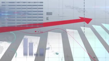 Gri arka planda finansal veri işleme animasyonu. Küresel finans, iş, bağlantılar, hesaplama ve veri işleme kavramı dijital olarak oluşturulmuş video.