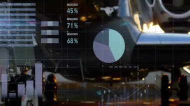 Veri işleme ve düzlem üzerindeki diyagramların animasyonu. Küresel iş ve dijital arayüz kavramı dijital olarak oluşturulmuş video.