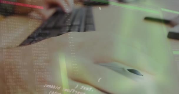 Animação Processamento Dados Financeiros Sobre Mulher Caucasiana Usando Computador Conceito — Vídeo de Stock