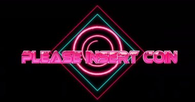 Lütfen siyah zemin üzerinde neon çizgileri olan bozuk para yerleştirin. Dijital olarak oluşturulmuş video oyunu, bağlantılar, hesaplama ve veri işleme kavramı.