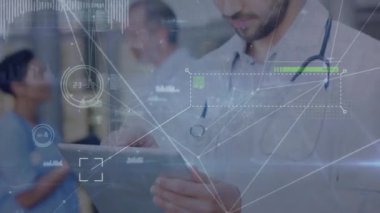 Kafkas erkek doktor üzerinden bağlantı ağının animasyonu. Küresel tıp, işletme, bağlantılar, hesaplama ve veri işleme kavramı dijital olarak oluşturulmuş video.