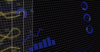 Grafik ve grafiklerin animasyonu, veri işleme ve bulut simgelerinin siyah arkaplan üzerinde işlenmesidir. Ağ, veri, bulut hesaplama, dijital arayüz ve küresel iletişim, dijital olarak oluşturulmuş video.