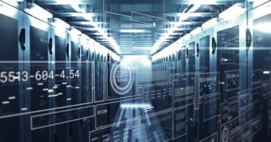 Bilgisayar sunucuları üzerinden veri işleme animasyonu. Küresel finans, iş, bağlantılar, hesaplama ve veri işleme kavramı dijital olarak oluşturulmuş video.