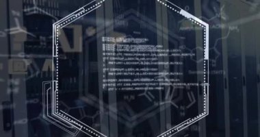 Bilgisayar sunucuları üzerinden bilimsel veri işleme animasyonu. Küresel ağlar, bağlantılar, hesaplama ve veri işleme kavramı dijital olarak oluşturulmuş video.