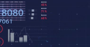 Karanlık arka planda istatistik ve finansal veri işleme animasyonu. Küresel iş, bağlantılar, hesaplama ve veri işleme kavramı dijital olarak oluşturulmuş video.