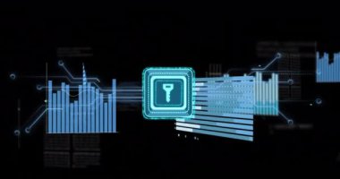 Veri işleme animasyonu, anahtar simgesi ve devre kartı koyu arkaplan üzerinde. Küresel siber güvenlik, bağlantılar, hesaplama ve veri işleme kavramı dijital olarak oluşturuldu.