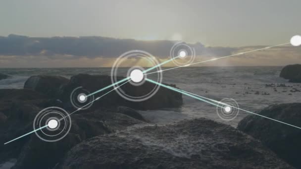 Анімація Мережі Язків Іконками Над Приморським Ландшафтом Глобальні Язки Природа — стокове відео