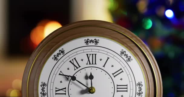 Animation Retro Clock Ticking Showing Midnight Spots Light Black Background — Stock Video