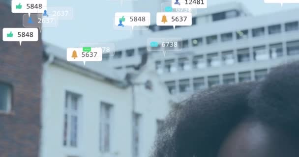 Animation Notifications Sur Les Médias Sociaux Sur Les Femmes Afro — Video