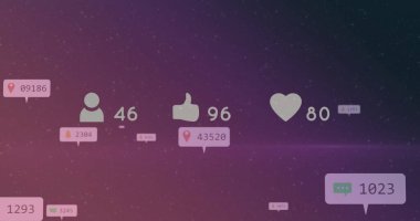 Mor arkaplandaki ışık noktalarının üzerinde numaralar olan sosyal medya simgeleri. Küresel sosyal medya, teknoloji ve dijital arayüz kavramı dijital olarak oluşturulmuş görüntü.