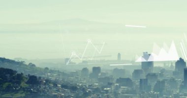Şehir manzarası üzerinde finansal veri işleme animasyonu. Küresel finans, iş, bağlantılar, hesaplama ve veri işleme kavramı dijital olarak oluşturulmuş video.